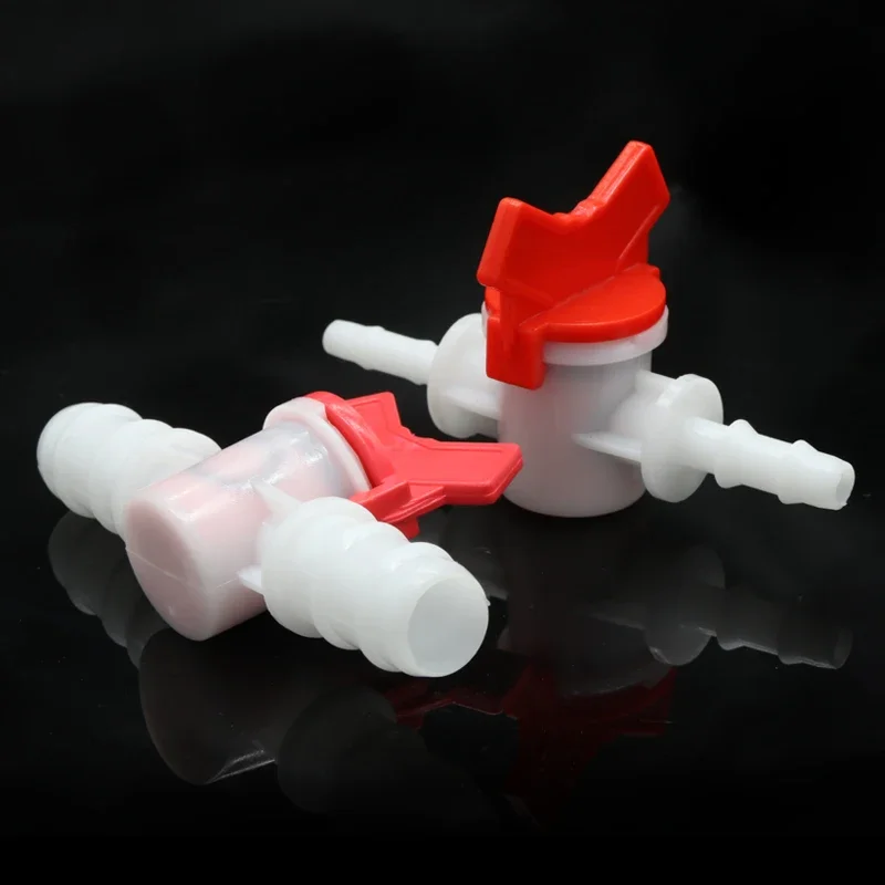 Рисунок 5 - Пластиковый шланг из пластика пластиковый