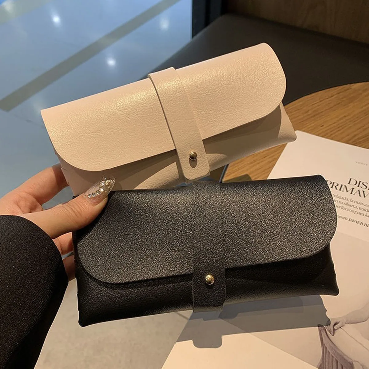 Men's and Women's Classic Glasses Bag Protective Cover Men's and Women's Portable Sunglasses Reading Glasses Case Accessories