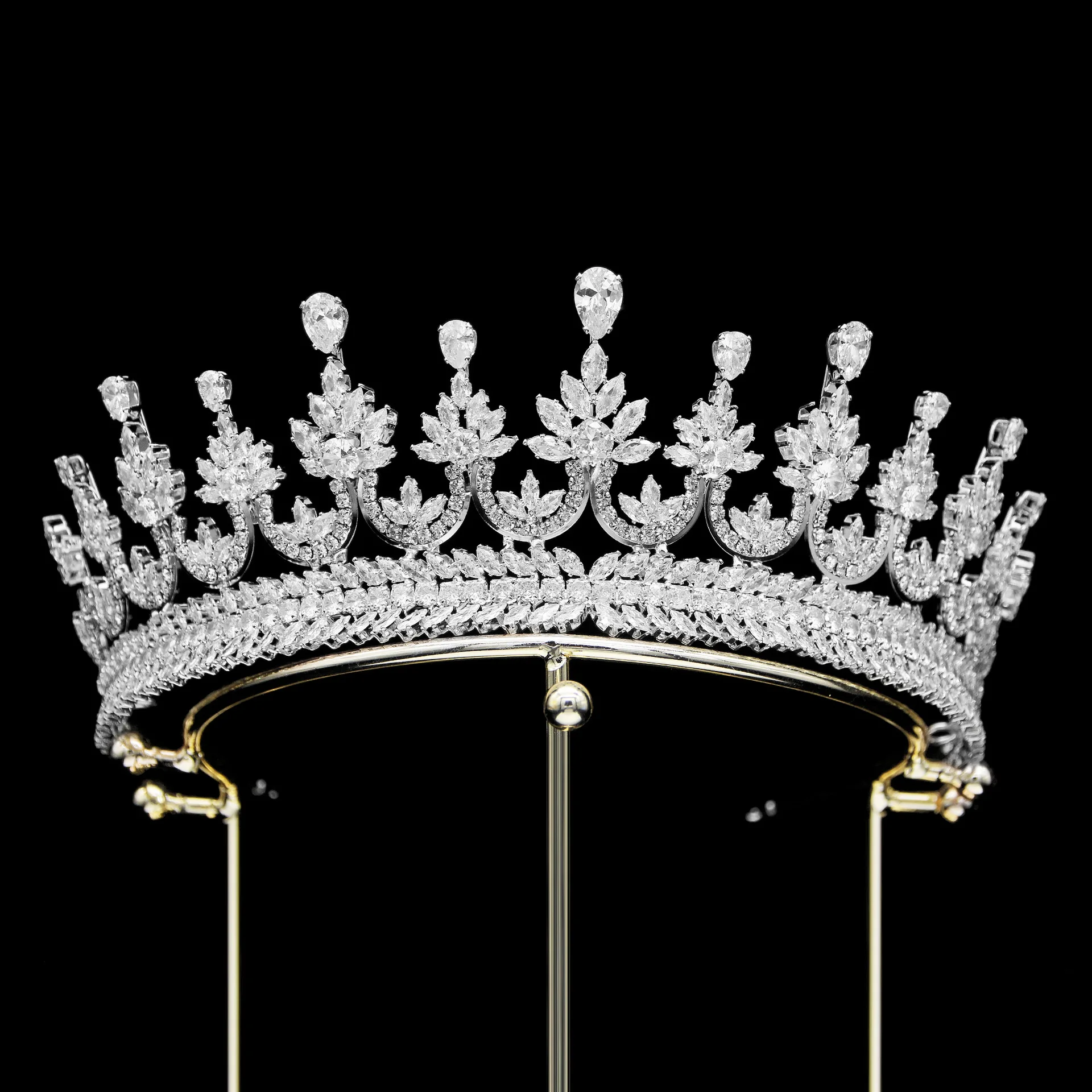 Grandi diademi e corone per donna Cristallo alto Italia