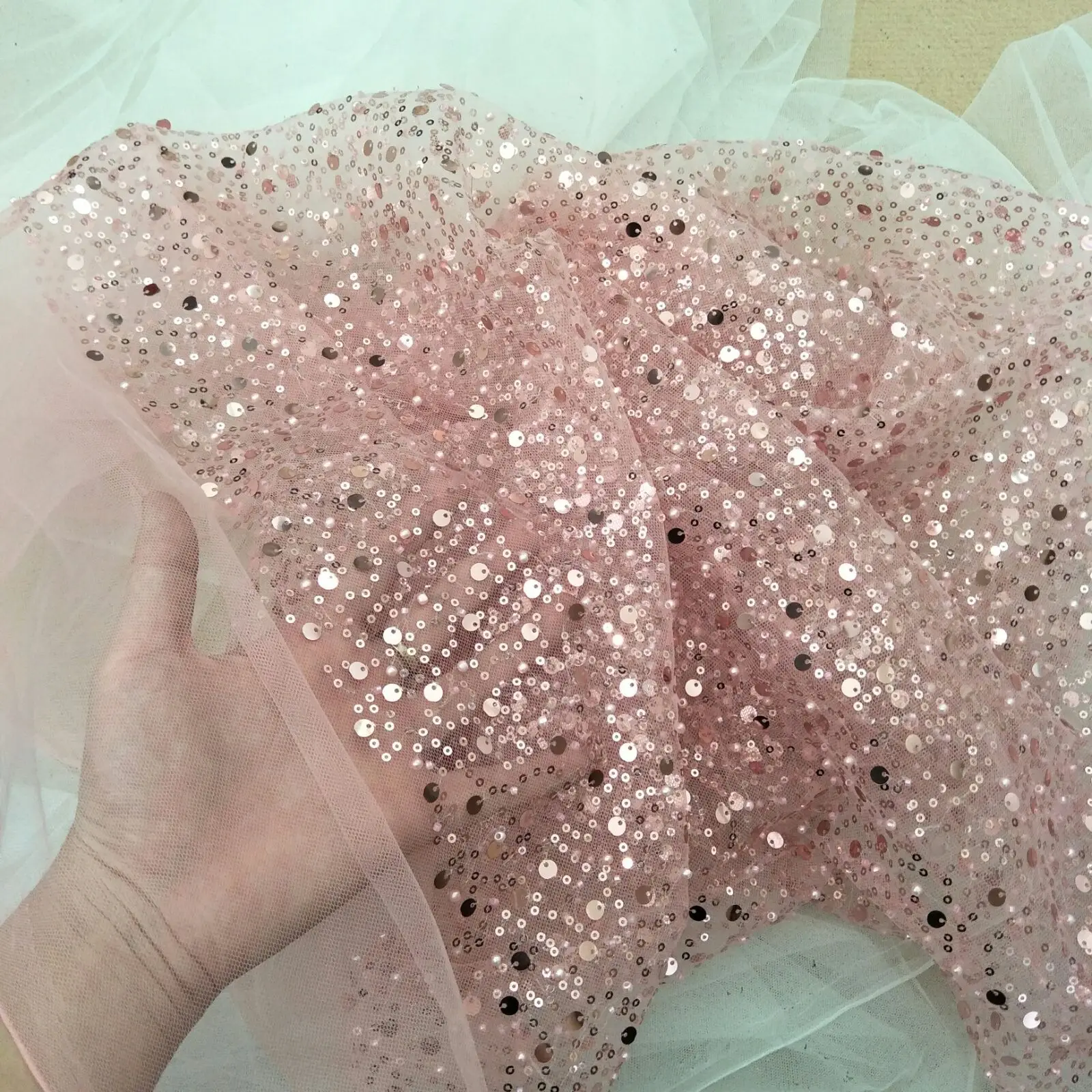 20 Farben, wunderschöner Brautkleid-Spitzenstoff mit Perlen, 130 cm breit, Brautspitze, Meterware. – Detail 26