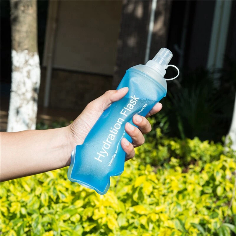 Compre Botella De Agua Plegable Hecha De Tpu Con Tapa, Capacidad De 500 Ml.  y Agua, Botella, Matraz, Al Aire Libre de Hong Kong SAR