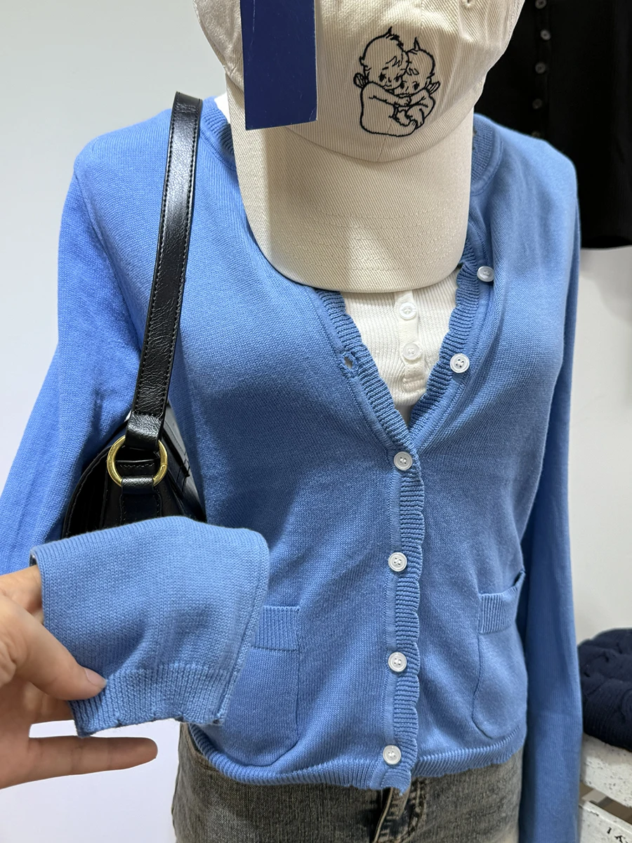Blue-pocket