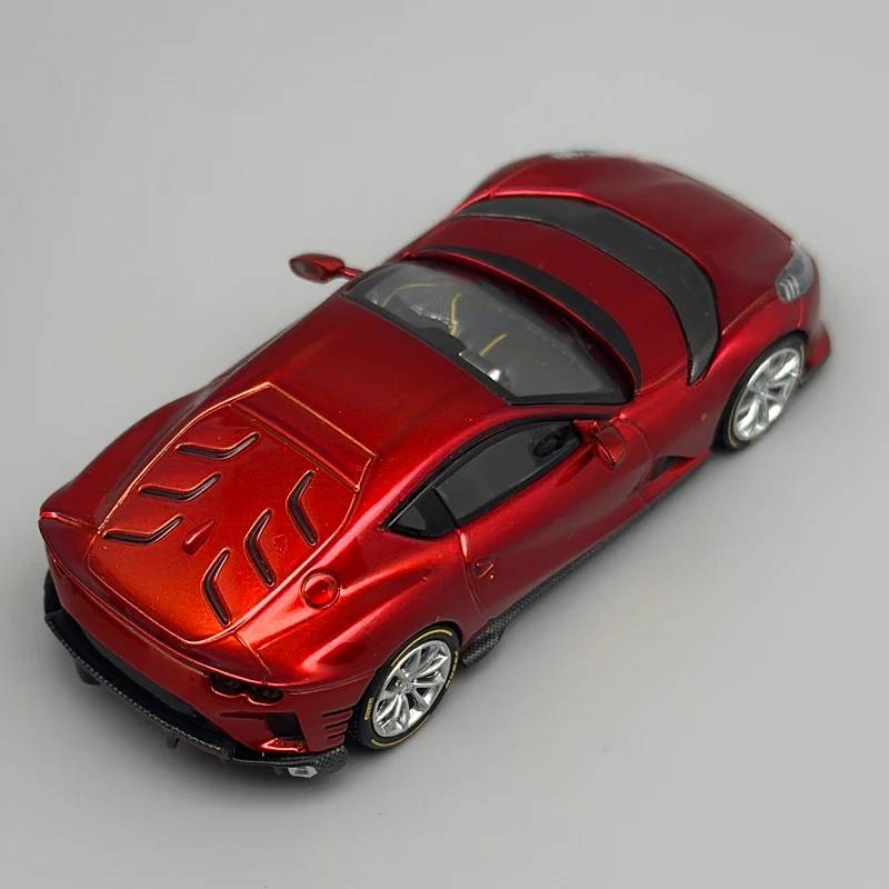 TOC 1:64 메탈 레드 FE 812 Competizione 합금 자동차 모델