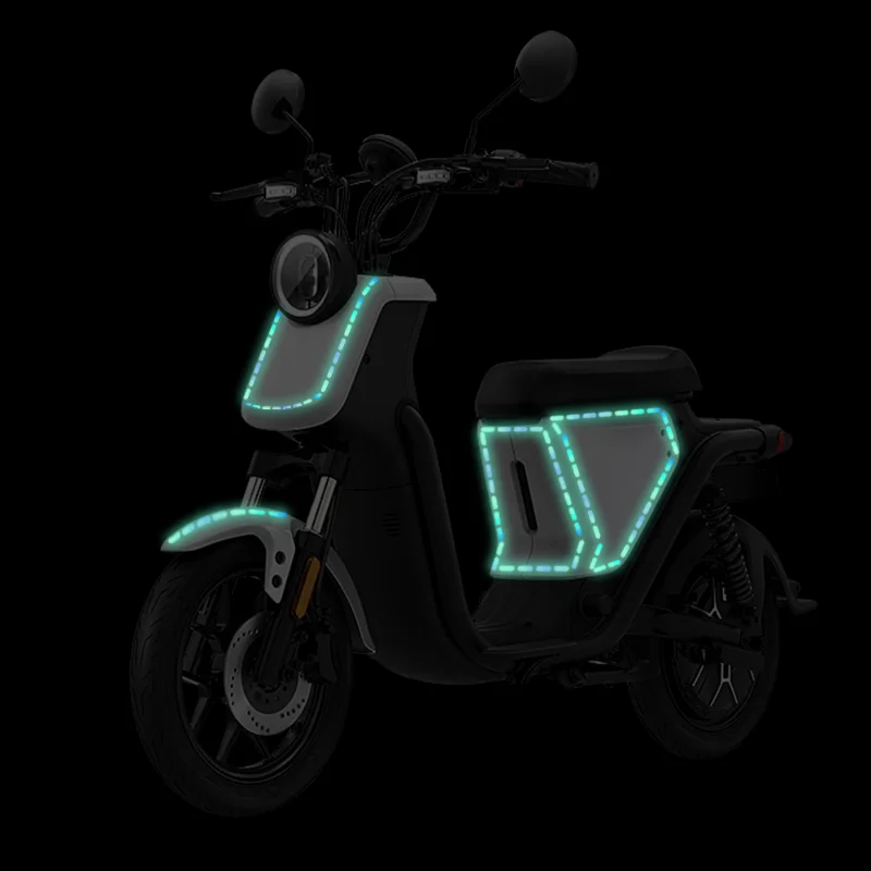 Рисунок 3 - светоотражающая декоративная наклейка