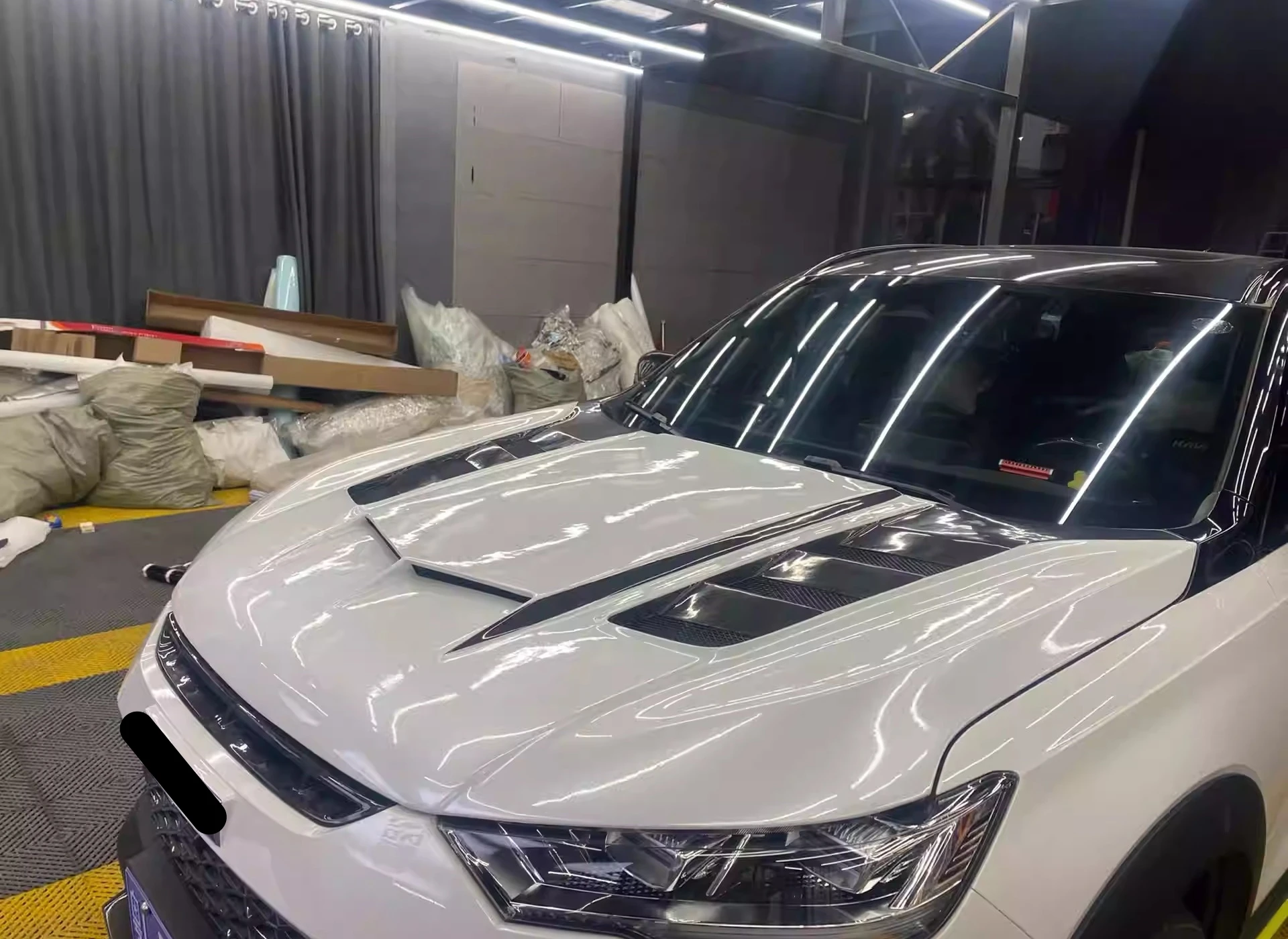 Body Kit Carbon Fiber Engine Cover Resin Hood for Haval 3rd