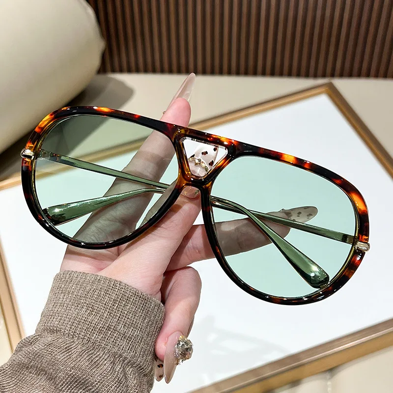 Trendy Luxury Vintage Oversized Double Bridge Sunglasses