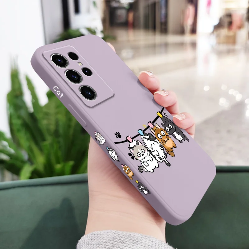 Adorable Hanger Cat Phone Case - Sleek & Stylish Design