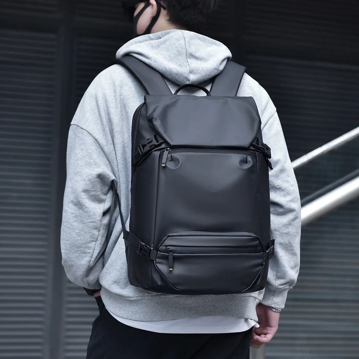 

Solid Color Backpack Men's Large Capacity Sports Travel Bag Laptop Bag Men Backpack