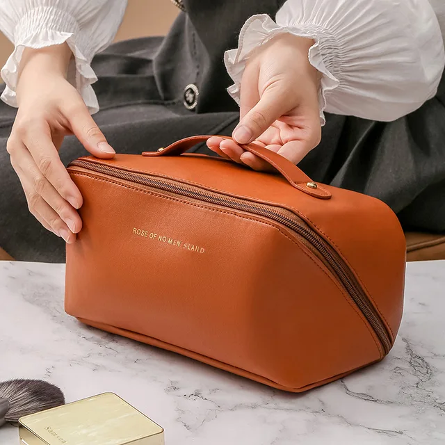 Cosmetics Storage Bag, Large Capacity, Portable, Ins, High-end, Internet Famous, New Travel Cosmetics, Toiletries Storage Bag 4 Cosmetics Storage Bag, Large Capacity, Portable, Ins, High-end, Internet Famous, New Travel Cosmetics, Toiletries Storage Bag 4