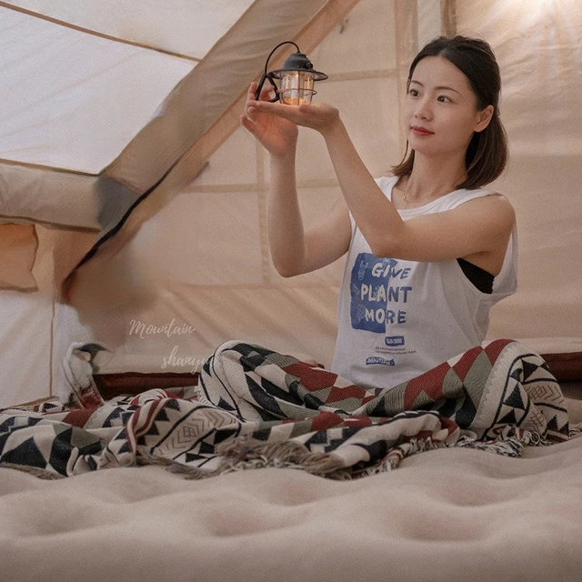 높은 품질의 소재와 편안한 수면 환경을 제공하는 더블 슬리핑 패드