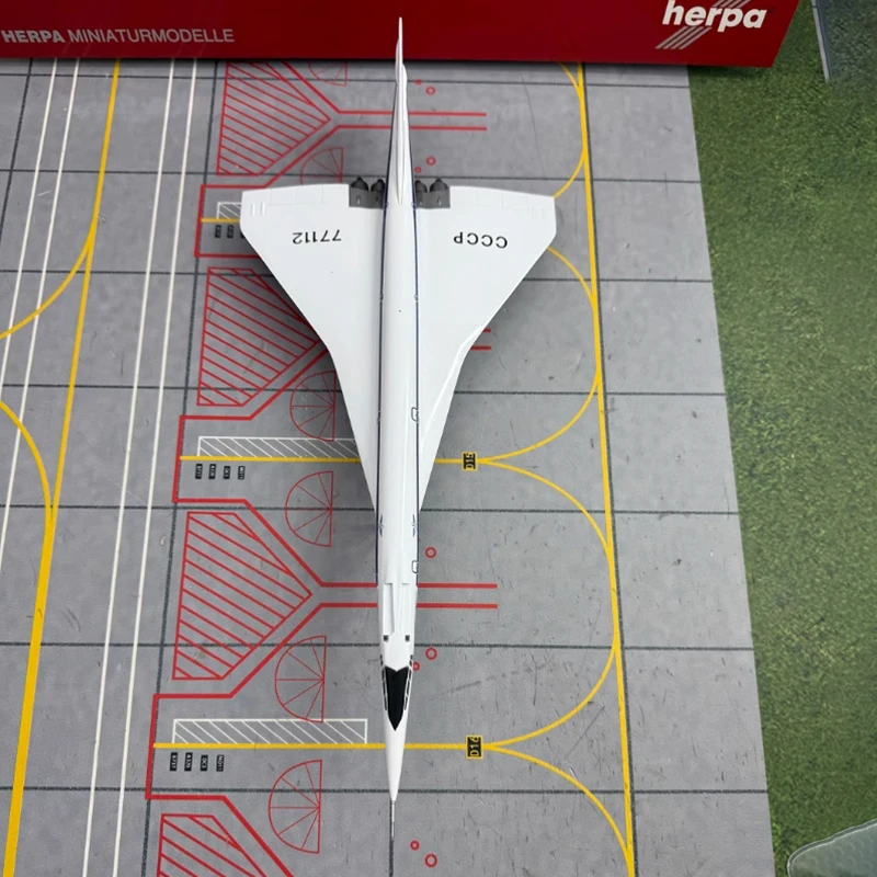 Herpa-ダイキャストロシア航空、1:200スケール、TU-144 CCP-77112