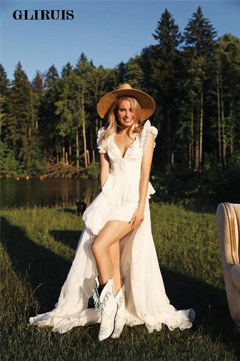 

Amazing Princess Chiffon Boho Wedding Dress Beaded Pleats Lace Bridal Gowns V-Neck Backless Bride Dresses Tiered Party Gowns