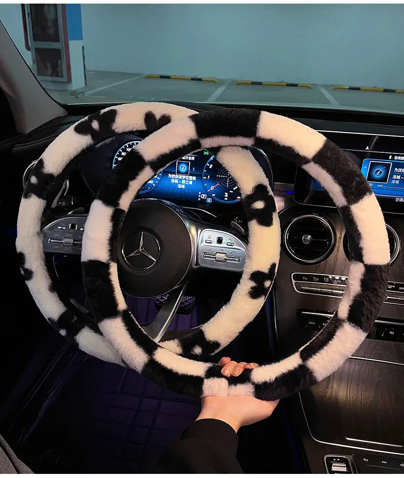 Winter Car Steering Wheel Cover Plush Warm Lint Fashion Cute Product Interior Accessories for Woman Girls Female Driver