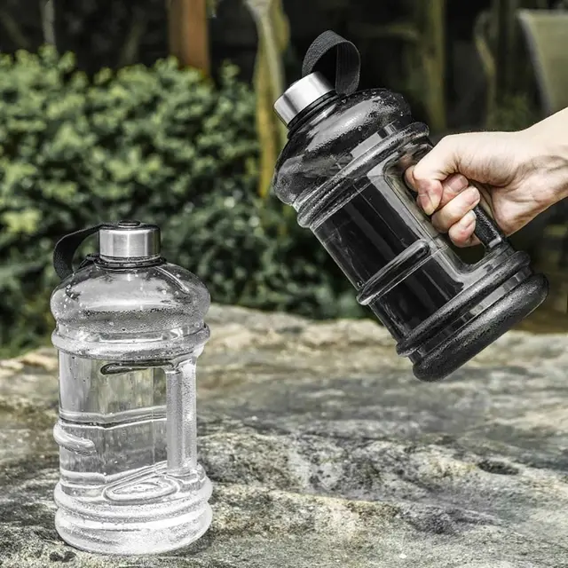 New 2L PETG Large Capacity Water Bottle Training Sports Workout Drink Bottle Shaker Bottle With Handle Outdoor Gym Gallon Bottle New 2L PETG Large Capacity Water Bottle Training Sports Workout Drink Bottle Shaker Bottle With Handle Outdoor Gym Gallon Bottle