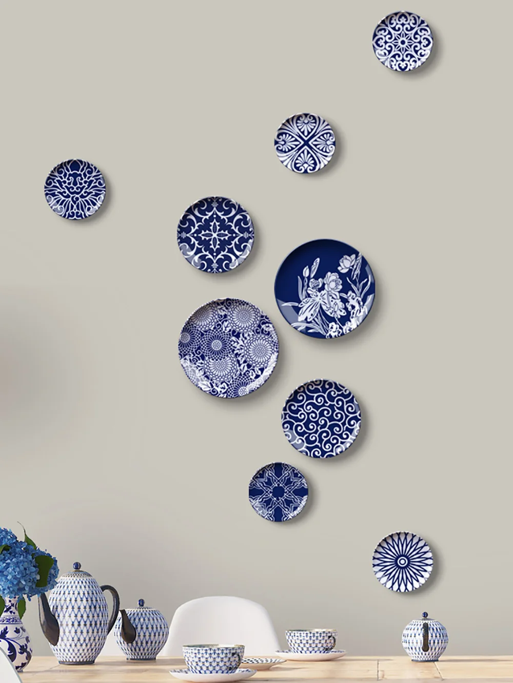 Chinese Style Blue and White Porcelain Decorative Hanging Plate, Background Wall, Living Room 3