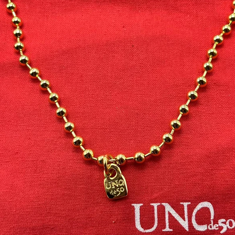 

2023 UNOde50 European and American New Product Hot Selling Fashion Exquisite Bead Necklace Women's Romantic Jewelry Gift Bag