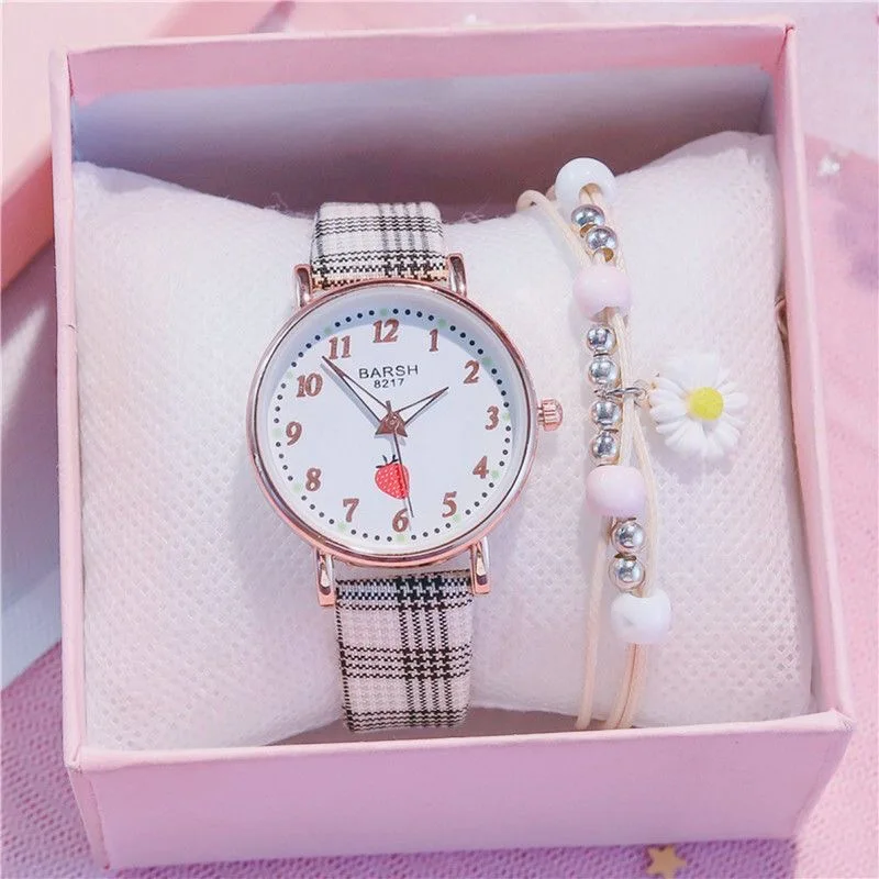 Рисунок 5 - Женские часы в клетку в стиле инстаграма