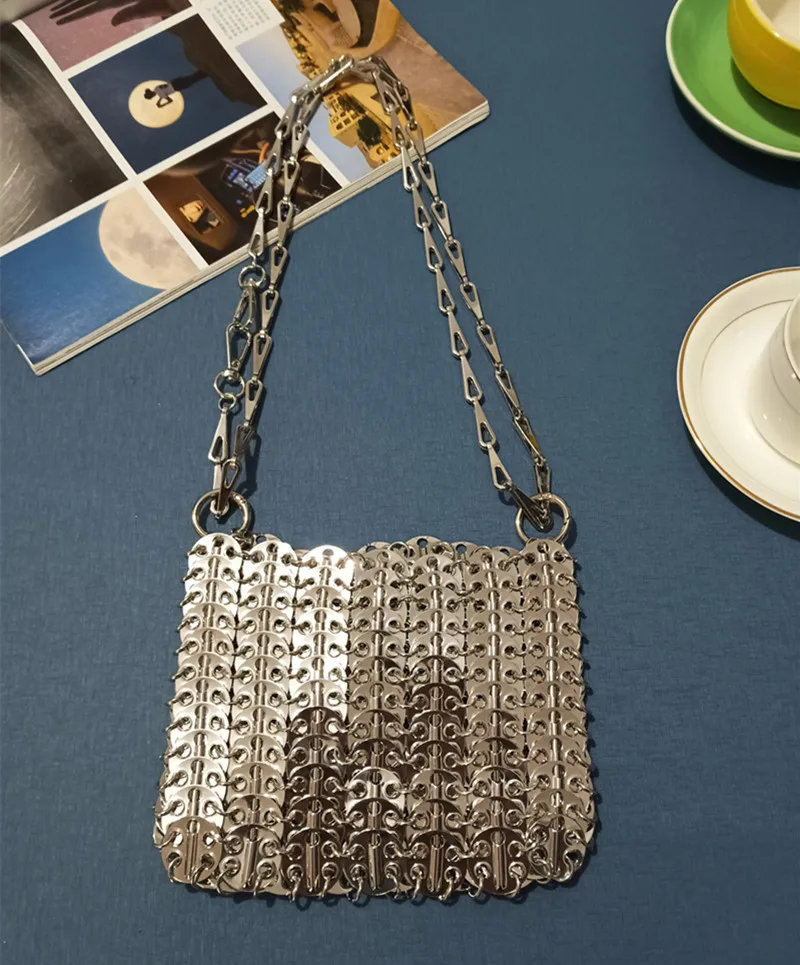 Medium Silver