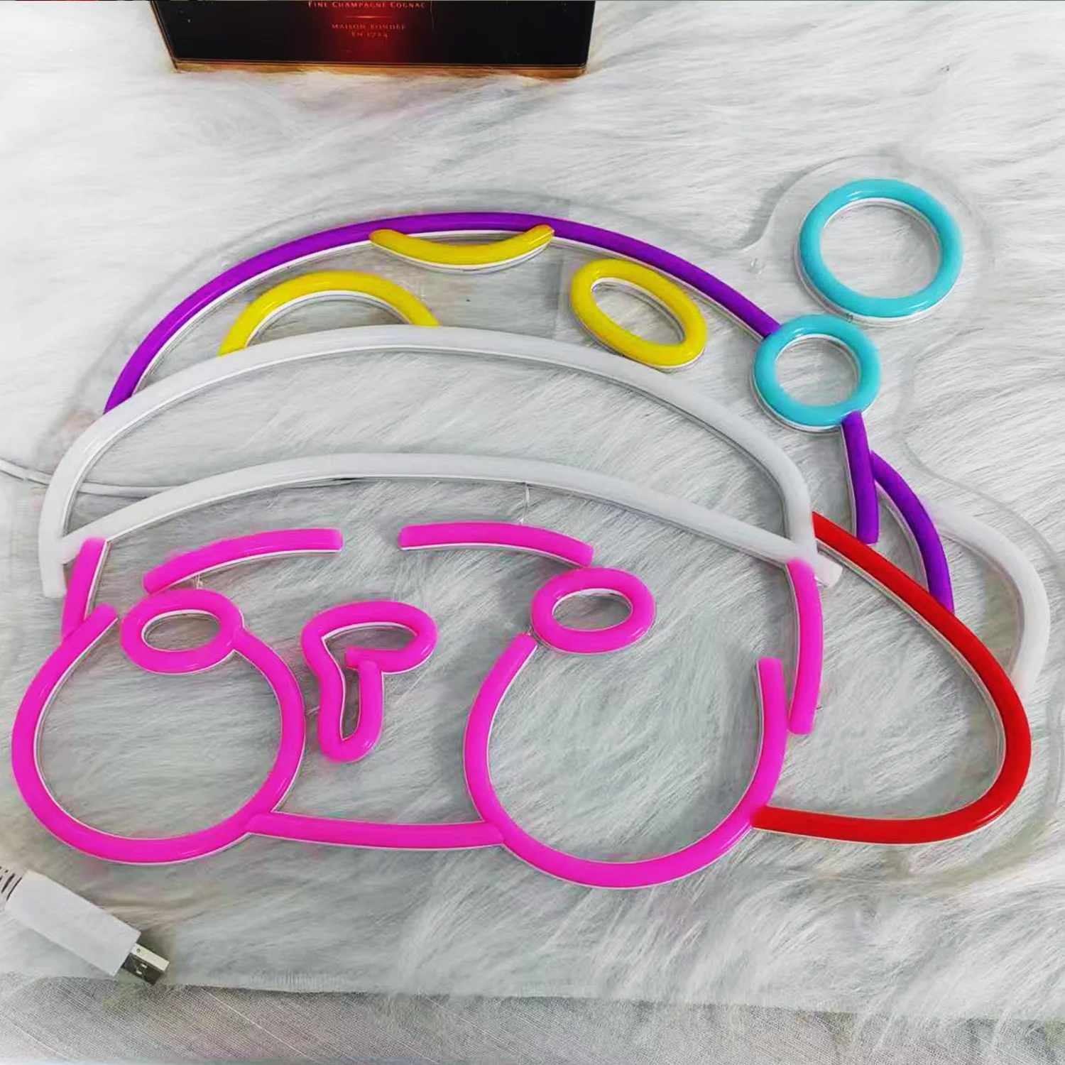 Рисунок 5 - Милая неоновая вывеска в форме