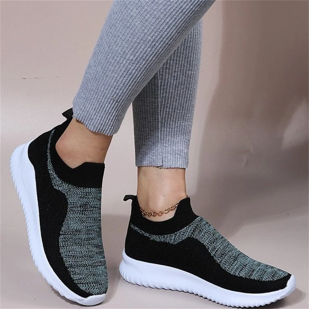 

Summer Running Shoes Women 2023 New Knitted Fabric Mix Colors Ladies Slip On Comfy Loafers 35-43 Large-Sized Sport Sneakers