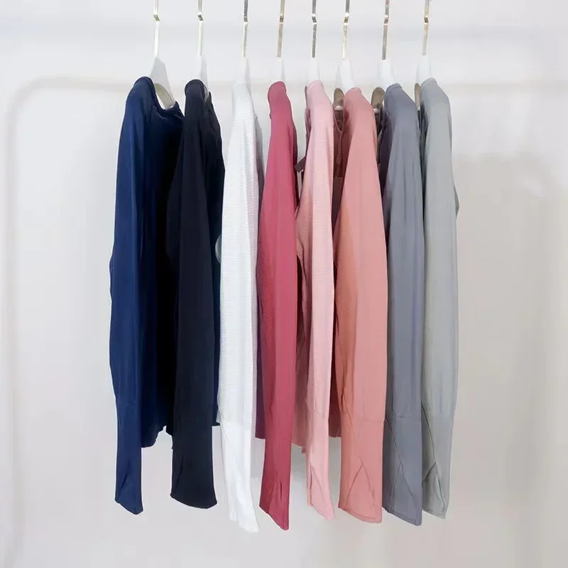 Рисунок 2 - Женская Спортивная футболка Lulu 2