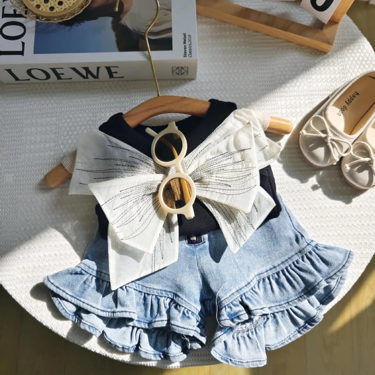 

2024 Summer New Women's Wear Cute Big Bow Tank Top And Cowboy Shorts Two Piece Set