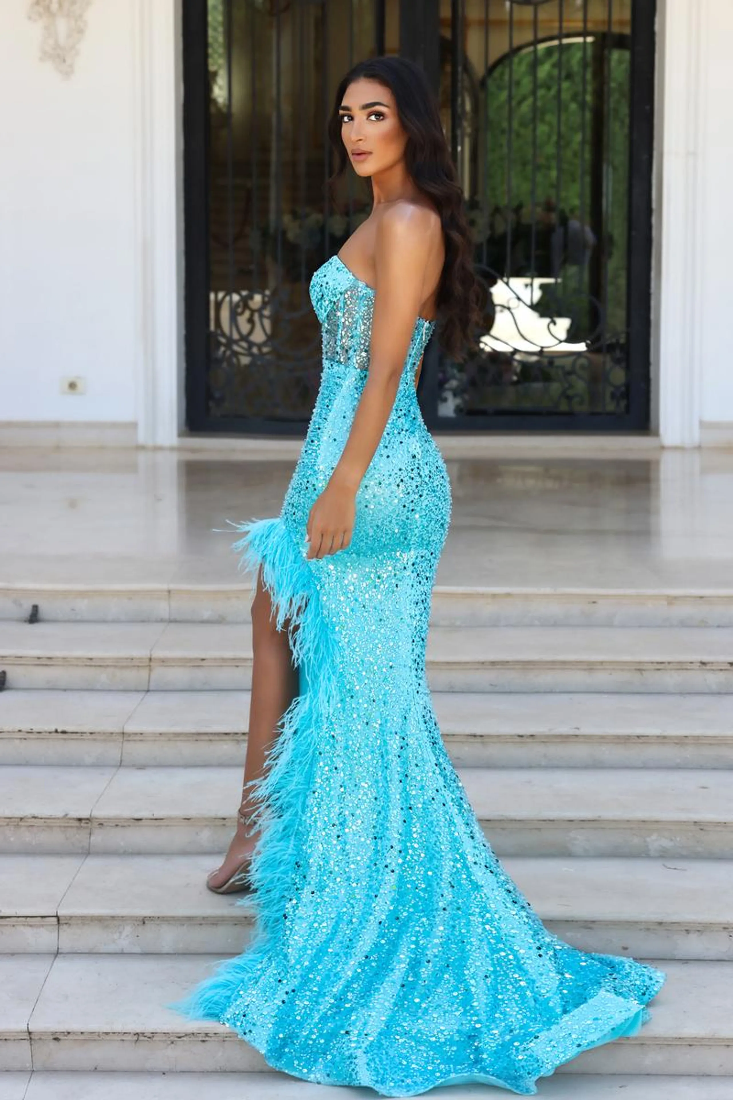 Aqua Sequins Feathers Strapless Cocktail Dresses Sexy Sweetheart Backless Mermaid High Split Long Sparkly Ruched Prom Dress New