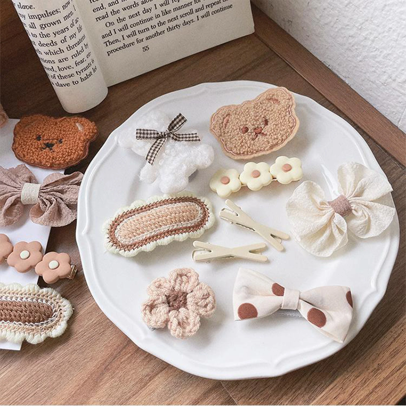 -02-10 Lioraitiin Kids Autumn Winter Hair Clips 9PCS Cartoon Bear Bowknot Barrettes for Girls Christmas Birthday Gifts