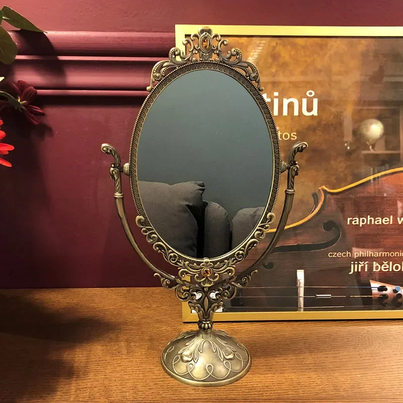 

European Retro Oval Metal Mirror Double-Sided Princess Dressing Mirror Desktop Large Creative Wedding Gift Metal Vanity Mirror