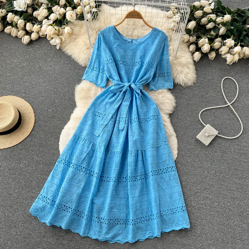 Hathne Camicetta Donna Con Occhielli Ricamati – Scollo A V, Maniche A Lanterna, Estate 2024, Top Boho In Poliestere, Nero, Taglia M - copertina