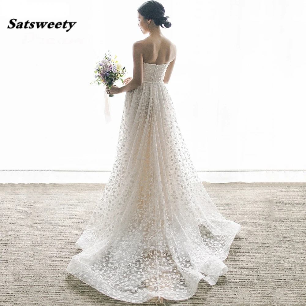 Sparkly Flowers Strapless Tulle Wedding Dress 2024 Princess Sweetheart Lace A Line Bridal Gown Lace Appliques
