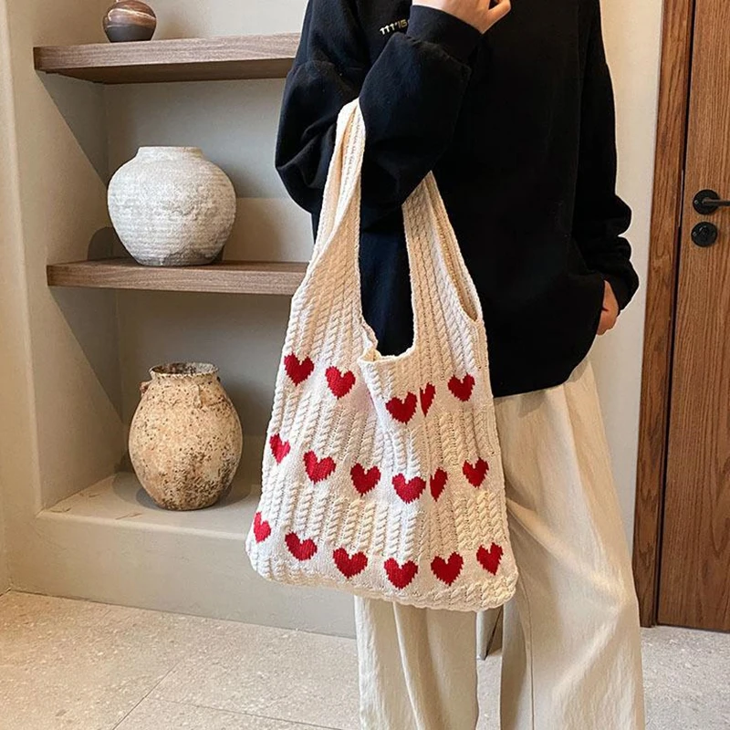 Love Heart Graphic Knitted Tote Bag Fashion Woven Shoulder Bag