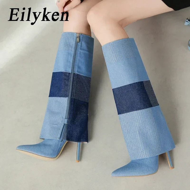 

Eilyken/пикантные женские сапоги до колена из джинсовой ткани со стразами; Модные женские сапоги с острым носком на тонком каблуке и на молнии для стриптиза; Женская обувь для торжеств