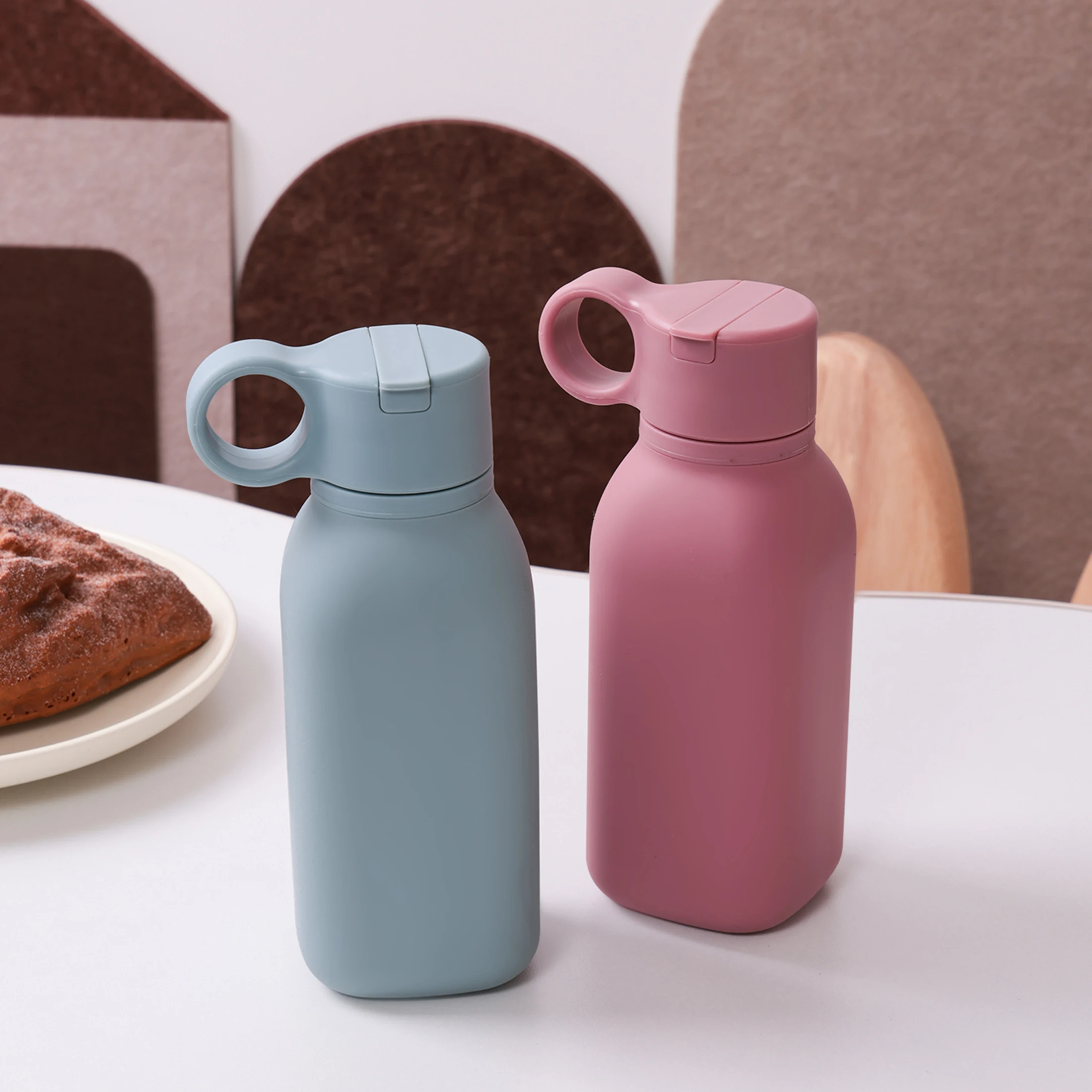 Color Kids 1PCS Silicone Baby Training Cup Flip Top Leakproof Sippy Cup For Infant Feeding Outdoor Sports Travel Baby Stuff