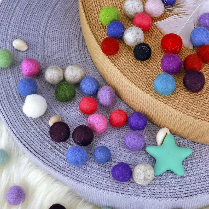 Felt Wool Ball Handmade Felt Vesicles Bulk Garland Christmas Decoration 10Pcs 1.5cm