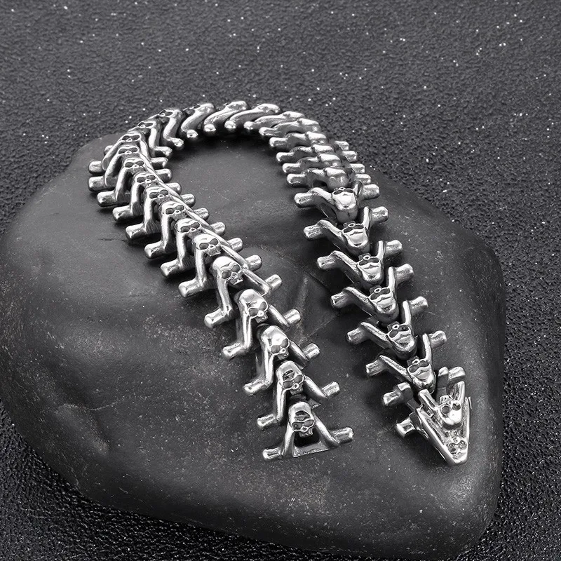 HaoYi Skull Stainless Steel Charm Bracelet for Men Punk Style Link Chain Boyfriend For Valentine's Day Gift Jewelry