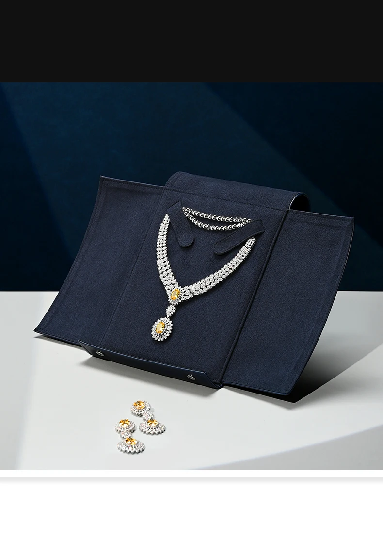 Oirlv Luxury Necklace Storage Case - Premium Faux Leather Exterior Soft Suede Interior, Jewelry Organizer for High-End Necklaces