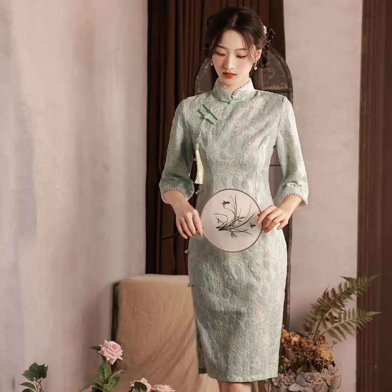 

Women Vintage Imploved Lace Qipao Traditional Chinese Style Slim High Split Cheongsams Robe Orientale Vestido