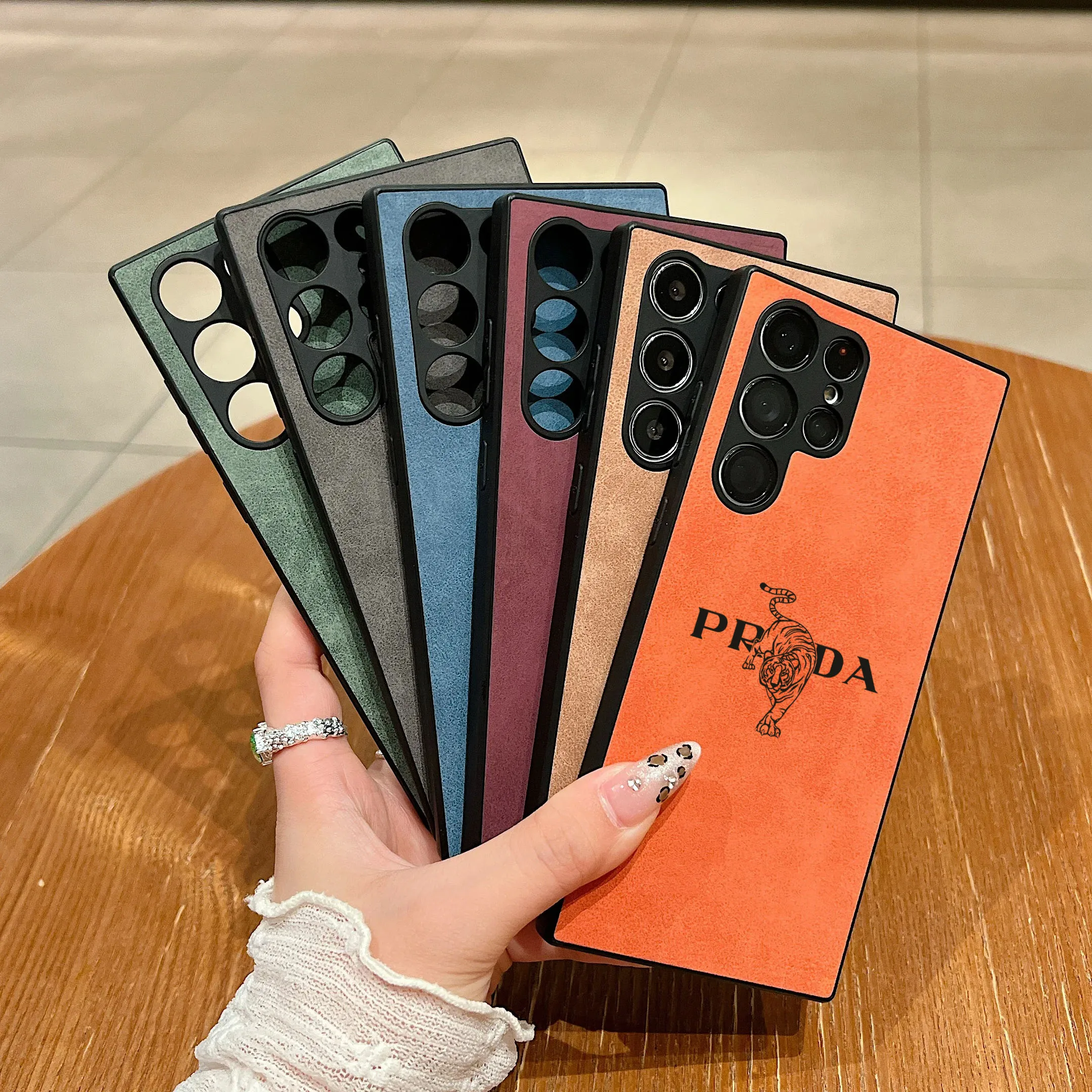 Luxury Streetwear Leather Silicone Phone Case with Italy Tiger Design: Premium Anti-Drop Cover