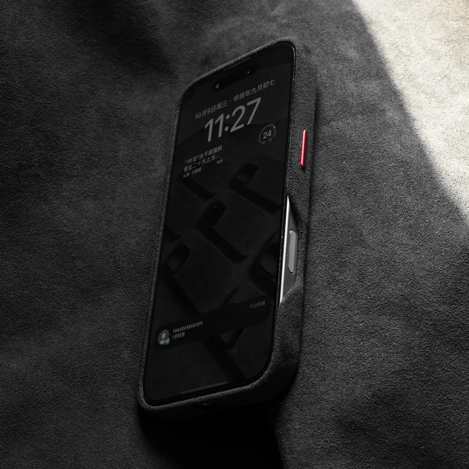 YMW 磁気アルカンターラケース iPhone 16 プロマックス 15 14 13 ミニ