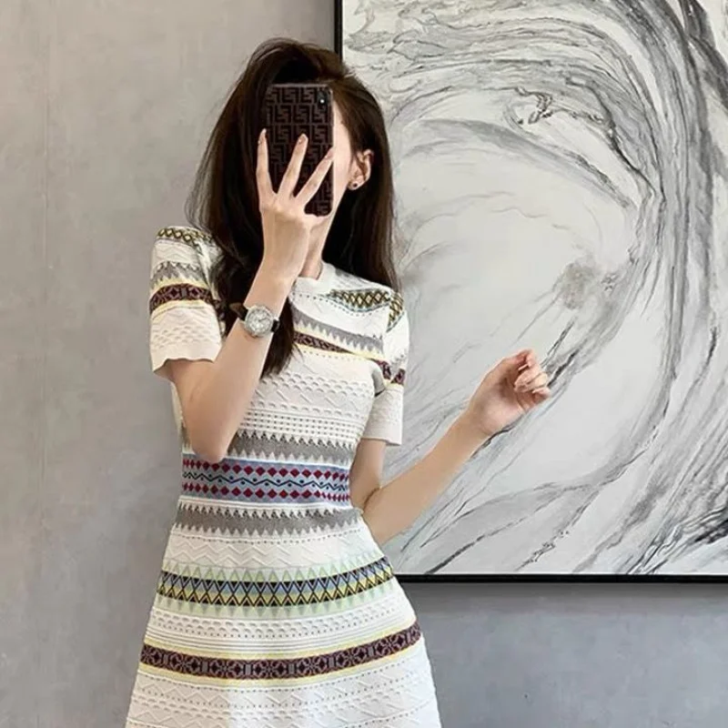 

Casual Dress 2023 Summer New French Fragrance Style Celebrity Knitted O Neck Dress High Grade Short Sleeve Slim Striped Dress