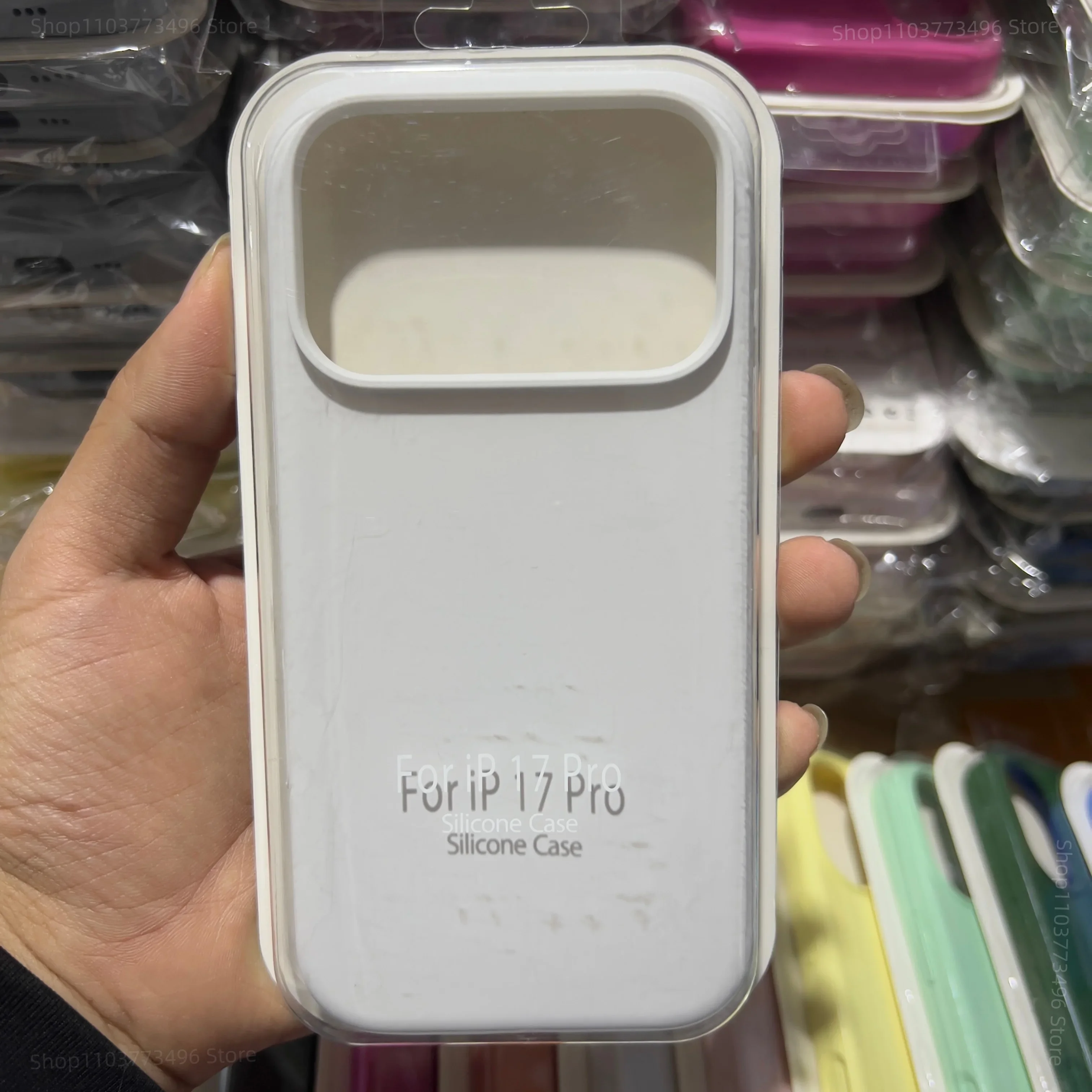 ตัวเลือกสินค้า เคสซิลิโคนนุ่ม สัมผัสเหมือนผิวจริง สำหรับ iPhone 17 Pro Max สีลูกกวาด