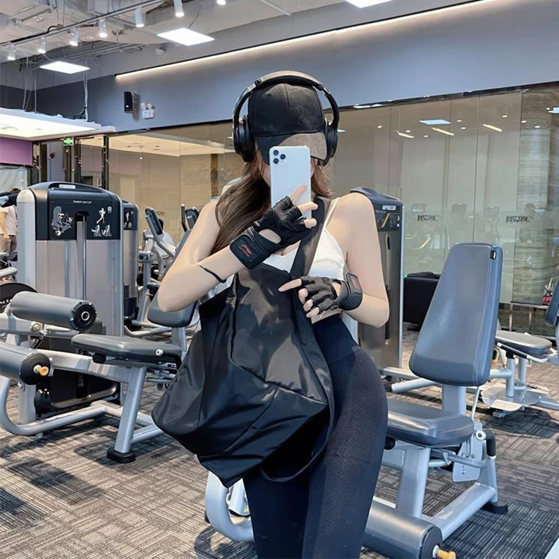 High Quality Shoulder Bag for Women Large Capacity Sport Bag School Student Bookbags Handbags Casual Gym Pack Hobo Tote