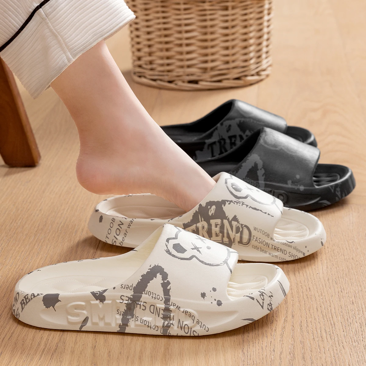 Summer New Korean Version Indoor and Outdoor Home Bathroom Shit Feeling 4.0 Couples Thick Slippers