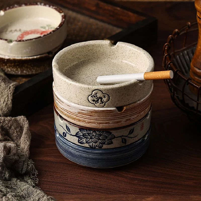 Japanese Retro Round Ashtray Home Living Room Tea Table Ceramic Ashtray Small Ashtray Creative Ornaments Household Items 3