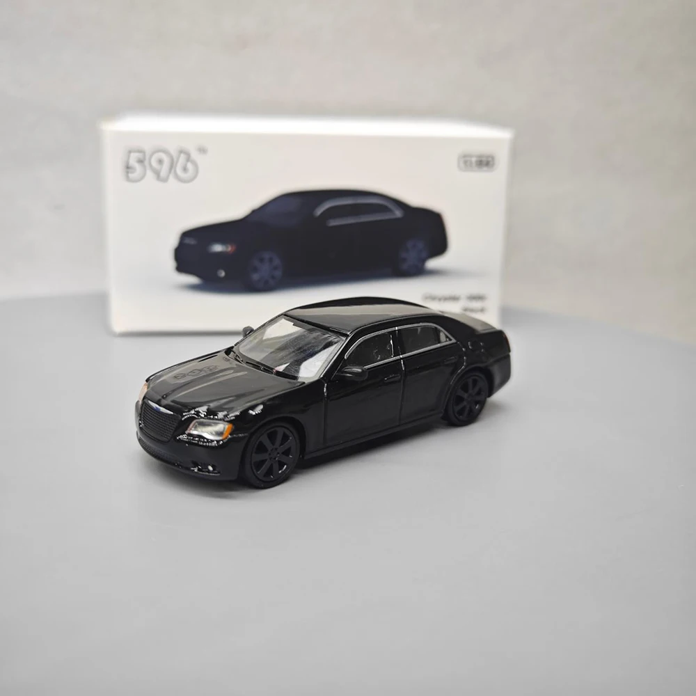 Die-cast Spot Goods 1:64 Scale Chrysler 300c Black Alloy