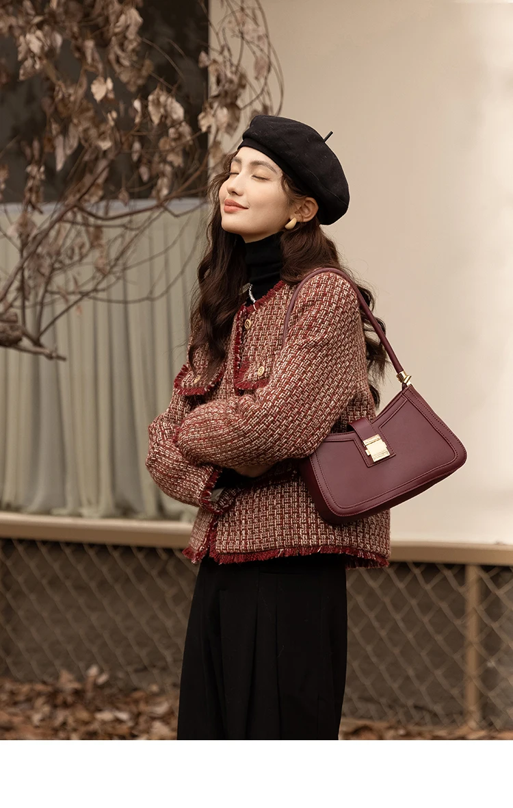 MISHOW Down Wool Coats 2025 Winter Clothes Women Chic Short Plaid Outerwear Temperament Warm Female O Neck Jackets MXB48W0888