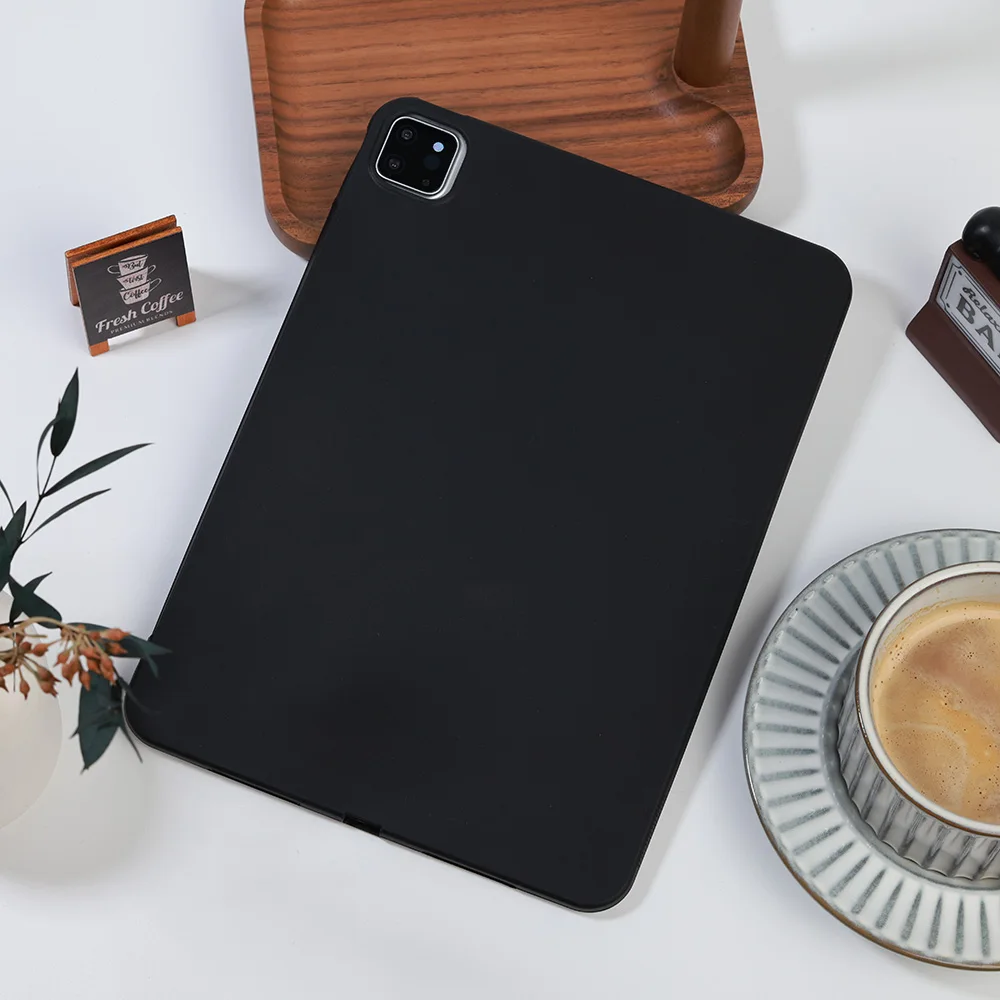 Versatile Soft Tablet Case with Enhanced Protection and Sleek Design
