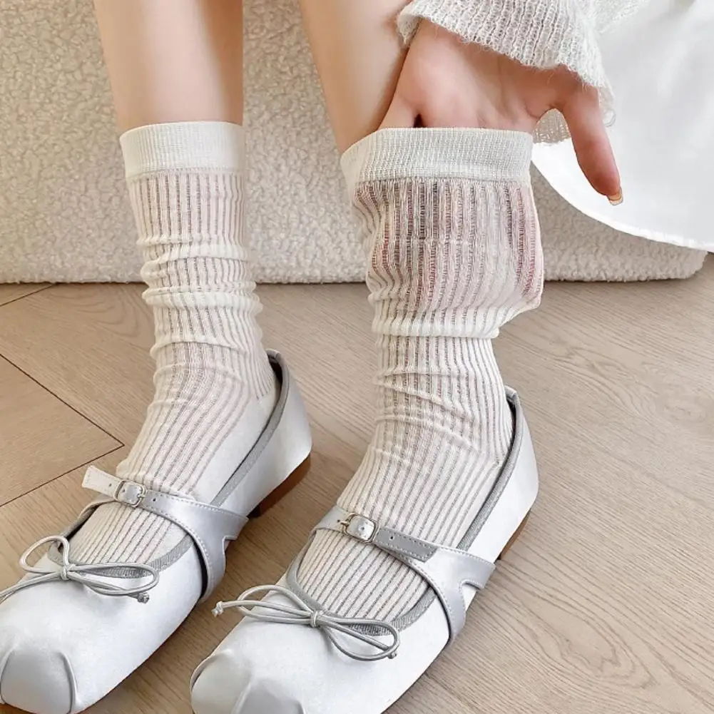 Women Versatile Loose Socks Breathable Cotton Mid-calf Socks for Women Vertical Stripe Loose Socks for Wear Sports for Summer