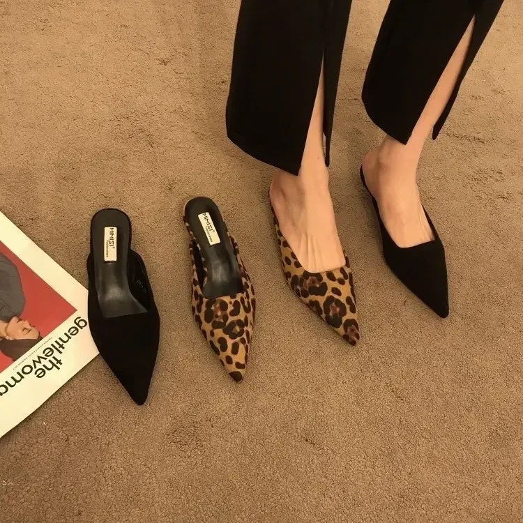 

Мюли женские на низком каблуке, заостренный носок, Леопардовый принт, повседневные шлепанцы, элегантная Уличная обувь, на весну